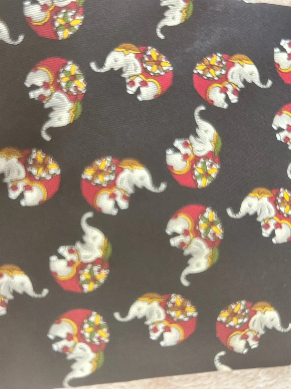 Salvatore Ferragamo Elephant Print 100% silk Tie Black Italy Designer whimsical